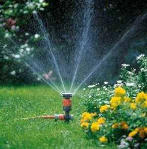 ​Aspersor Gardena, circular, cu stativ, raza de stropite 8.5 m, suprafata maxima de irigare 225 mp, 4 bar