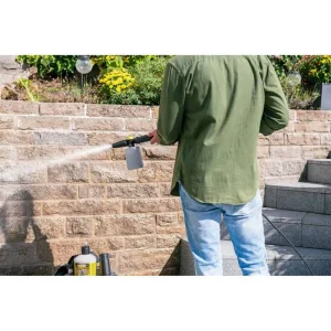 ​Solutia de impermeabilizare Karcher, asigura protectie de lunga durata, reduce depunerile de muschi si alge, 1 L